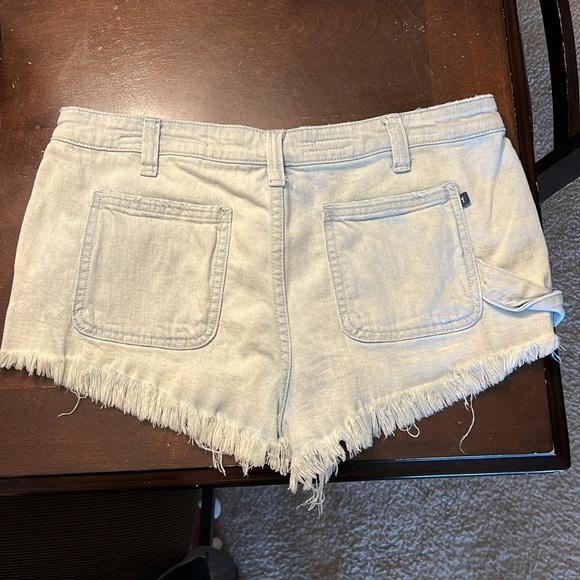 Pilcro short shorts - Picture 2 of 4